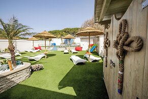 Étoiles Luxury Guest House Resort