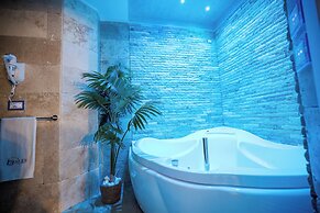 Étoiles Luxury Guest House Resort