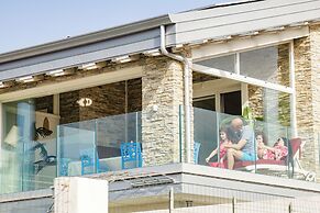 Étoiles Luxury Guest House Resort