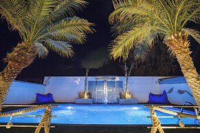 Étoiles Luxury Guest House Resort