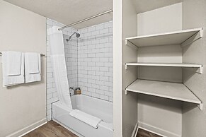 Littlefield Lofts, hosted by Placemakr - 6th Street