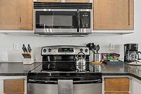 Littlefield Lofts, hosted by Placemakr - 6th Street