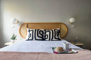 VICENTE SUAREZ by Mr. W