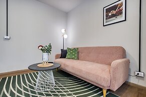 VICENTE SUAREZ by Mr. W