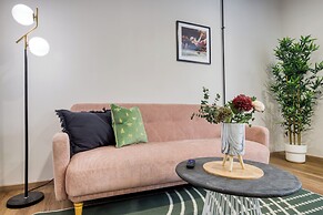 VICENTE SUAREZ by Mr. W