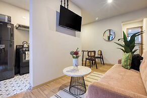 VICENTE SUAREZ by Mr. W