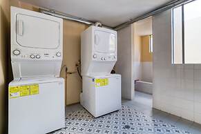 VICENTE SUAREZ by Mr. W