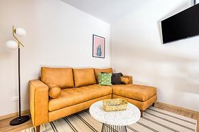 VICENTE SUAREZ by Mr. W