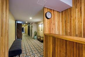 VICENTE SUAREZ by Mr. W