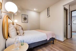 VICENTE SUAREZ by Mr. W