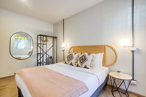 VICENTE SUAREZ by Mr. W