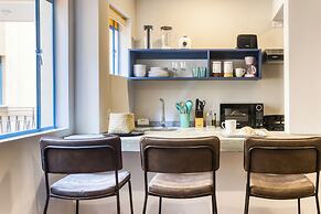 VICENTE SUAREZ by Mr. W