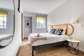 VICENTE SUAREZ by Mr. W