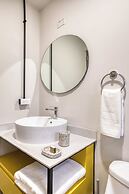 VICENTE SUAREZ by Mr. W