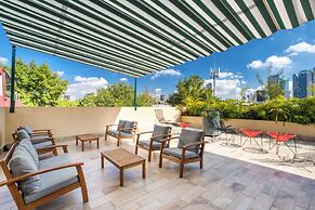 VICENTE SUAREZ by Mr. W