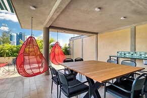 VICENTE SUAREZ by Mr. W