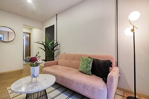 VICENTE SUAREZ by Mr. W