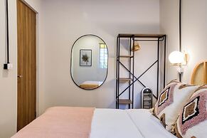 VICENTE SUAREZ by Mr. W