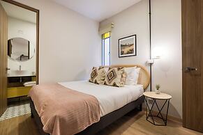 VICENTE SUAREZ by Mr. W