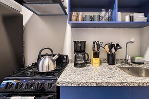 VICENTE SUAREZ by Mr. W