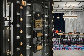 Aloft Indianapolis Downtown