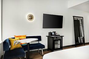 Aloft Indianapolis Downtown