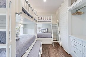 Ships and Giggles 276 HI