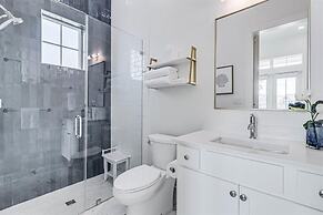 Walking on Sunshine 246 LAK