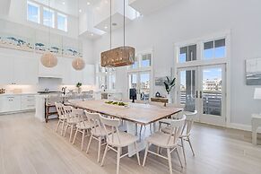 Lakeside Luxury 230 LAK