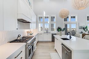 Lakeside Luxury 230 LAK