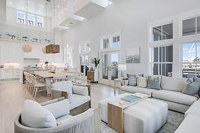 Lakeside Luxury 230 LAK