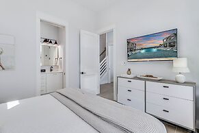 Lakeside Luxury 230 LAK