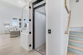 Lakeside Luxury 230 LAK