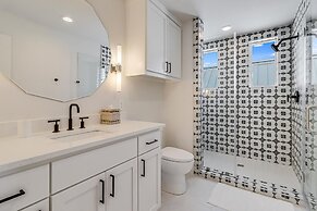 Friday's Comin' 132 BAR