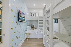 Afterley Pointe 213 LAK