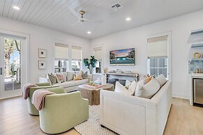 Afterley Pointe 213 LAK