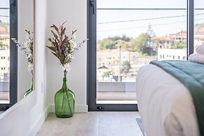 Contemporary Residence B by Homie