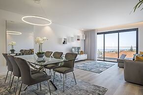 Contemporary Residence C by Homie