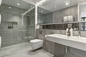 Elegant retreat in Wynyard Quarter