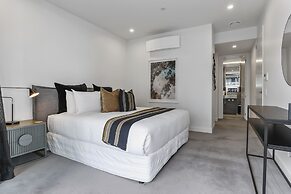 Elegant retreat in Wynyard Quarter