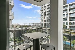 Elegant retreat in Wynyard Quarter