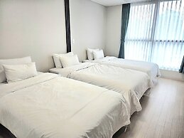 Grandbleu Hotel & Residence