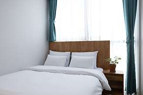 Grandbleu Hotel & Residence