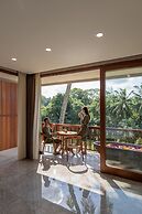 Unagi Wooden Villa by Emana