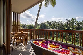 Unagi Wooden Villa by Emana