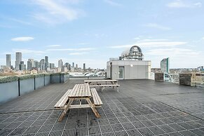 Modern 1-Bedroom Flat in Central London