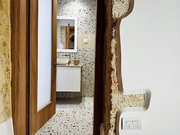 Roussos Place - Next To Splantzia Square - 2bd 2ba