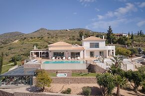 Aphea Retreat Villa