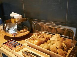 Hotel Traveltine Kyoto Kiyamachi