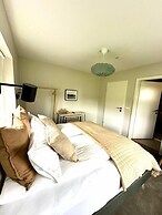 Lindarholl Guesthouse